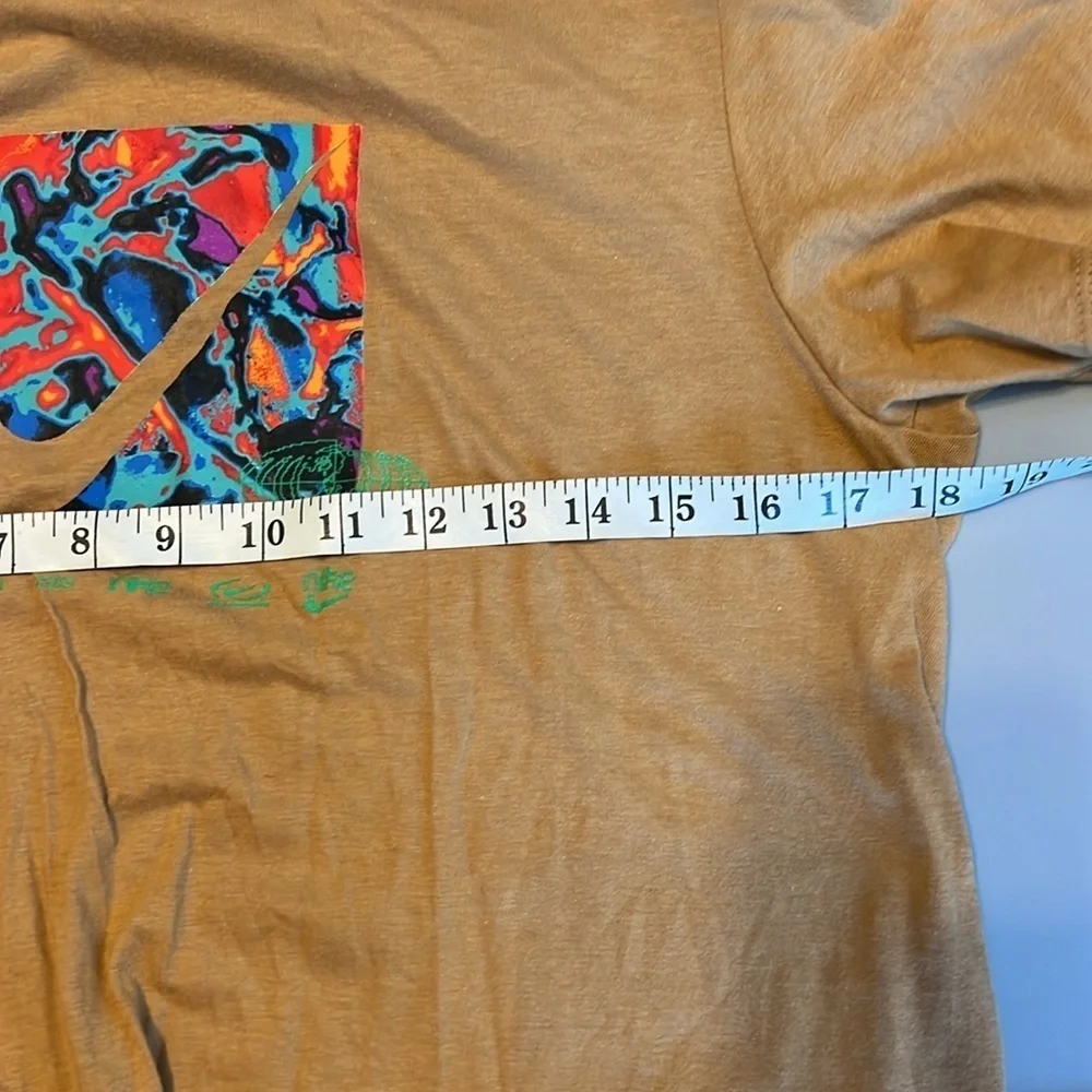 Nike Worldwide T-Shirt S